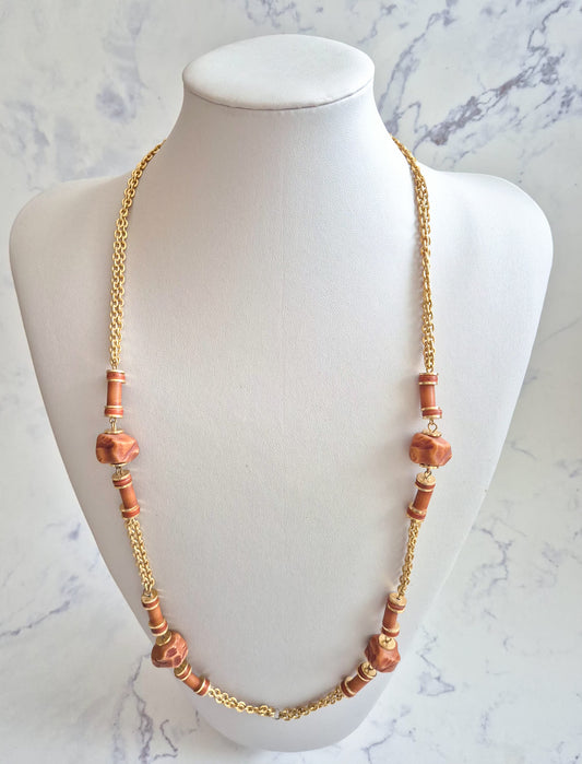 Sandra David vintažinis vėrinys su auksinėmis grandinėlėmis