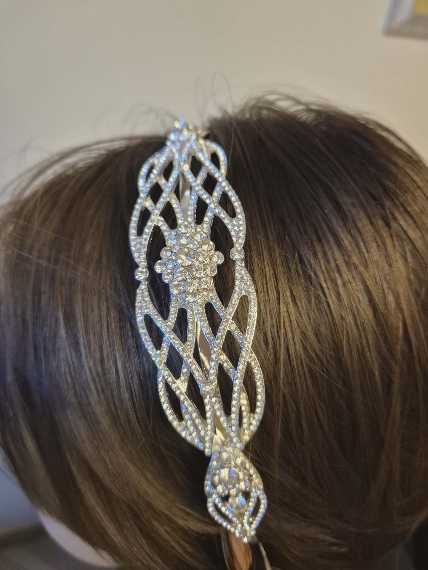 Tiara su Kristalais Art Deco Stiliumi