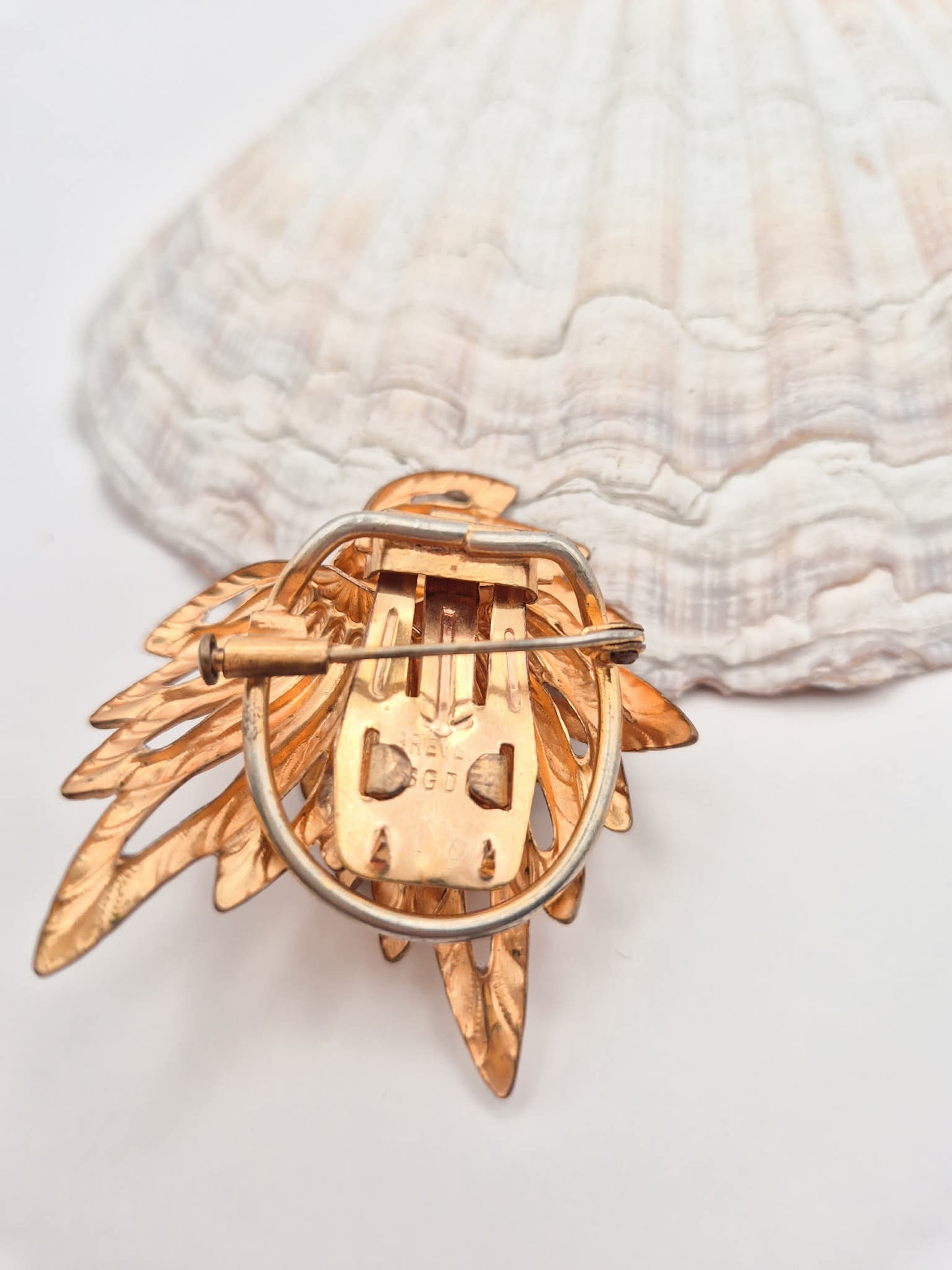 Prancūziška vintažinė sagė-klipsas „Lapas“ | Brevete SGDG | Paryžius | 5,5 cm