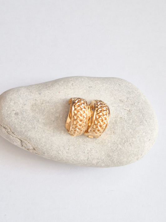 Dior  klipsai su pynimo raštu