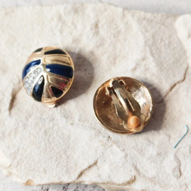 Vintažiniai klipsai su mėlyna emale ir kristalais