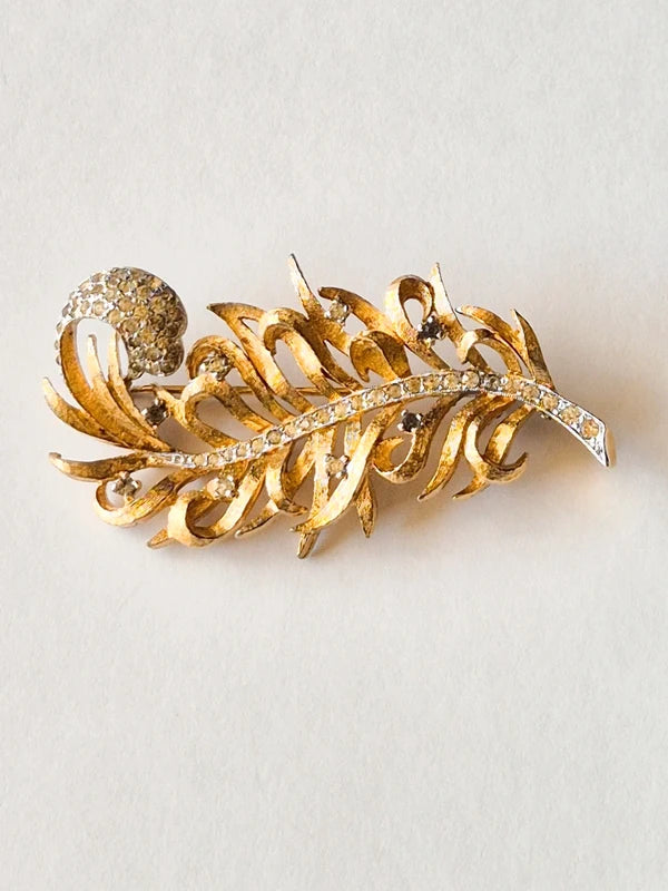 Vintažinė PANETTA sagė aukso spalvos su lapais ir kristalais