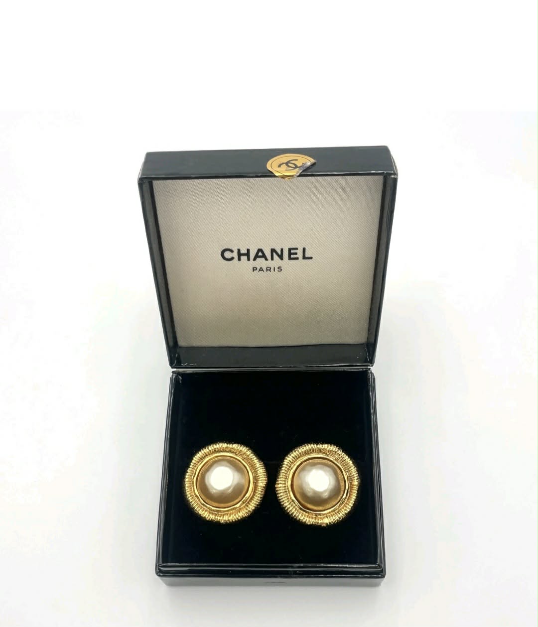 CHANEL Vintage Klipsai su Perlais - Auksiniai