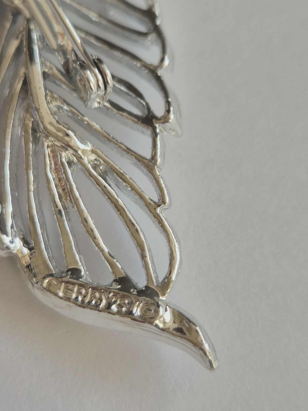 Vintažinė Gerry's  sagė