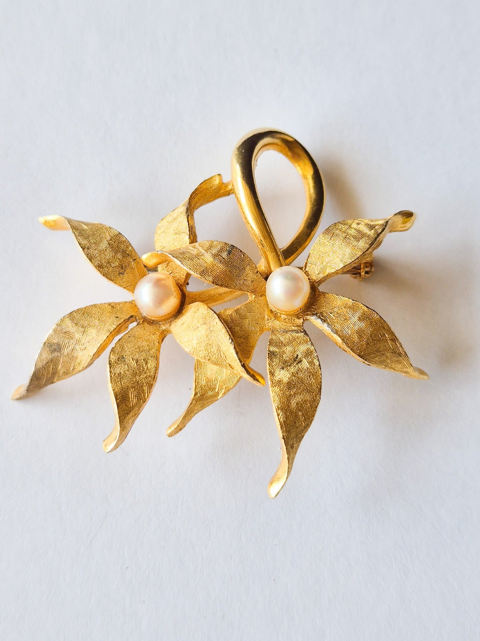 HTI sagė su perlais