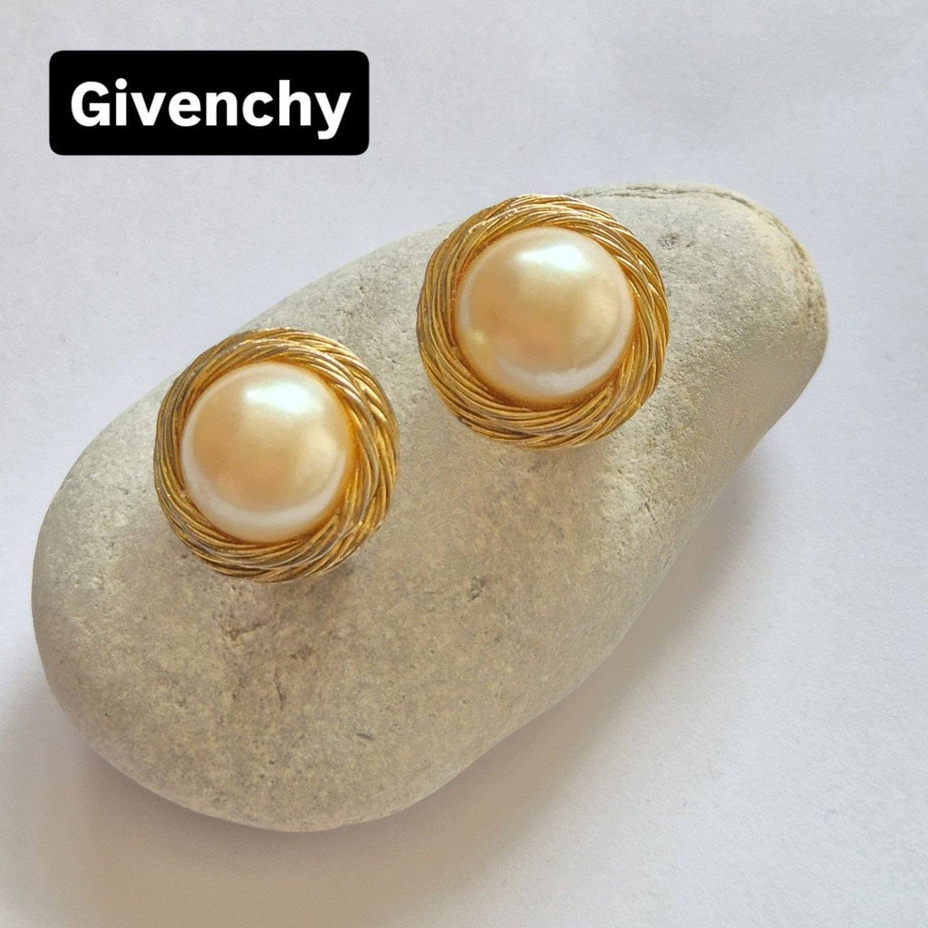 Givenchy klipsai su perliuku