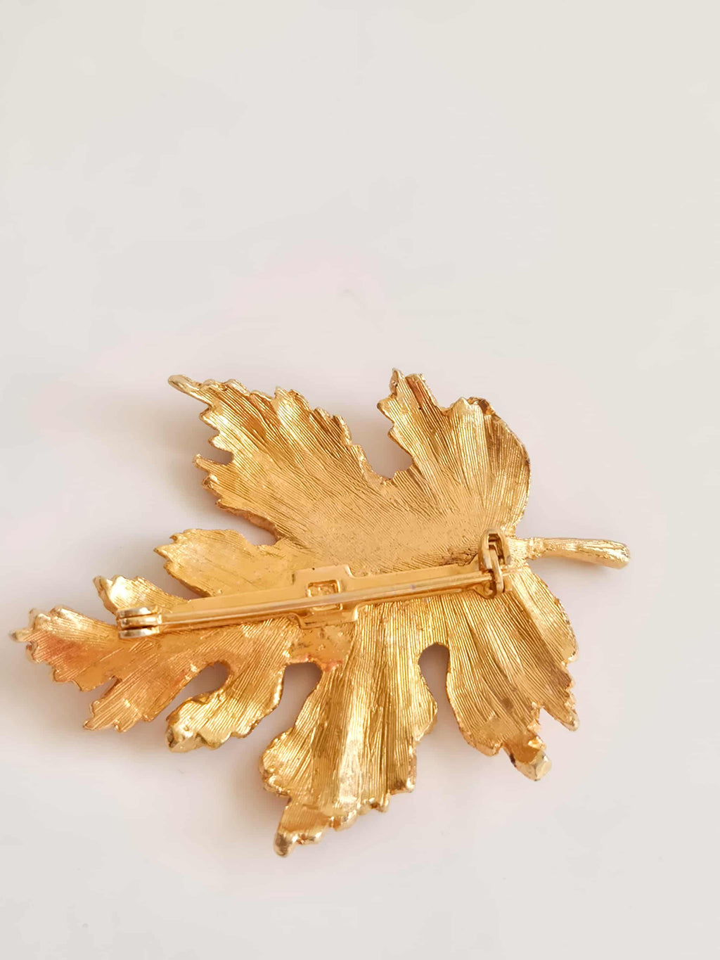 Vintažinė  lapo Sagė