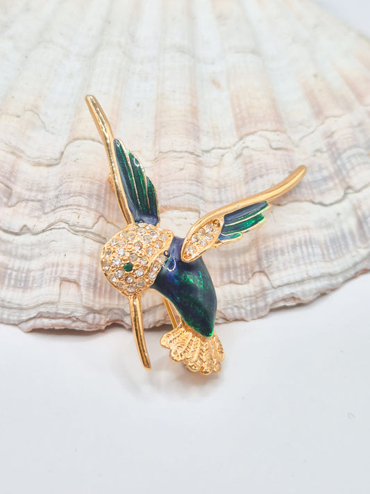 Vintažinė ROMAN kolibrio sagė su emaliu ir kristalais, 1980 m.