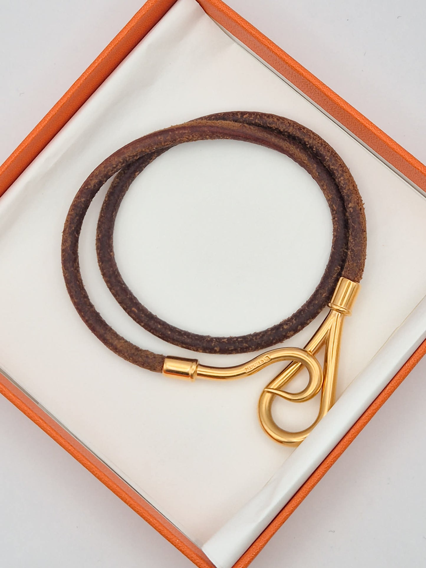 Vintažinė Hermès odinė apyrankė su auksiniu kabliuku (dviguba)