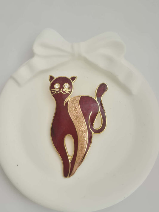 Vintažinė cloisonné katės sagė su kristalinėmis akimis
