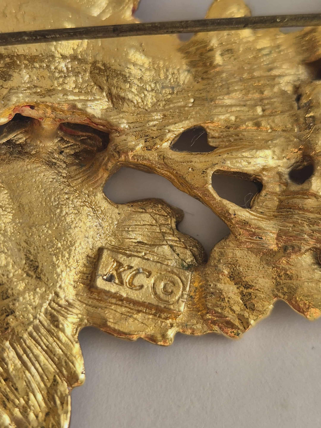 Kenneth Cole vintažinė  sagė